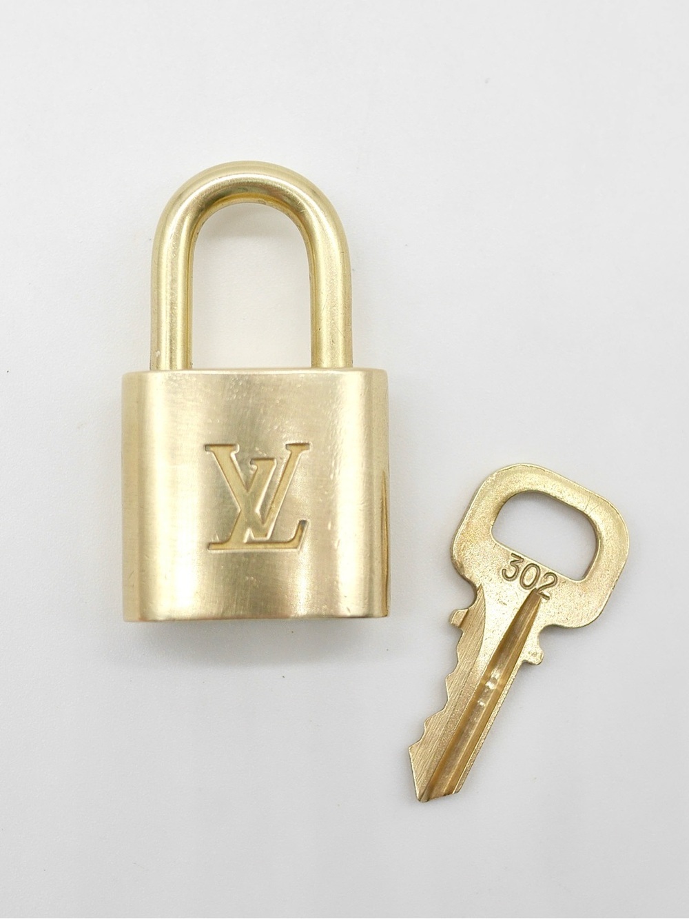 🍓LV Lock and Key #302